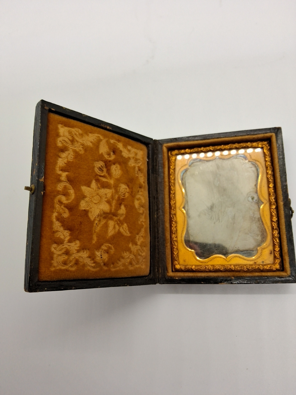 Civil War Era Antique Tintype Union Case Original Man Photograph Wood Frame